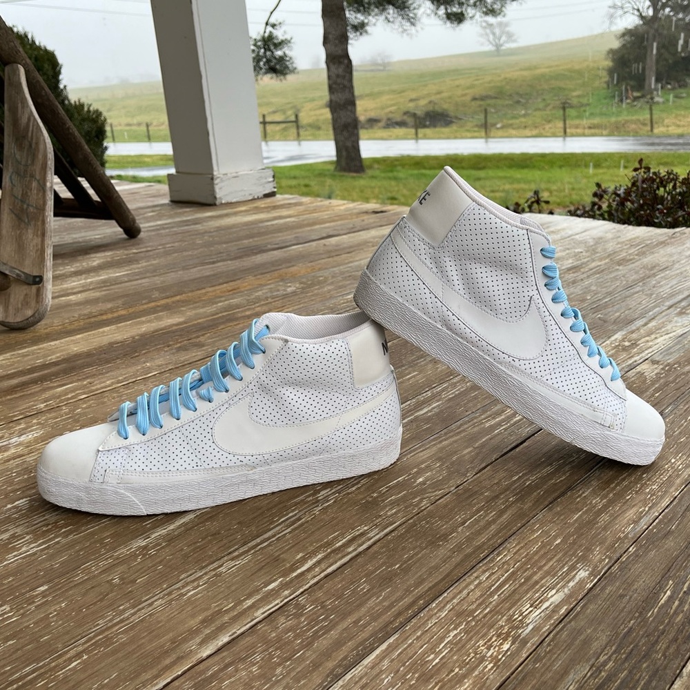 Nike White High Blazers; Carolina Blue Laces; Men’s 13